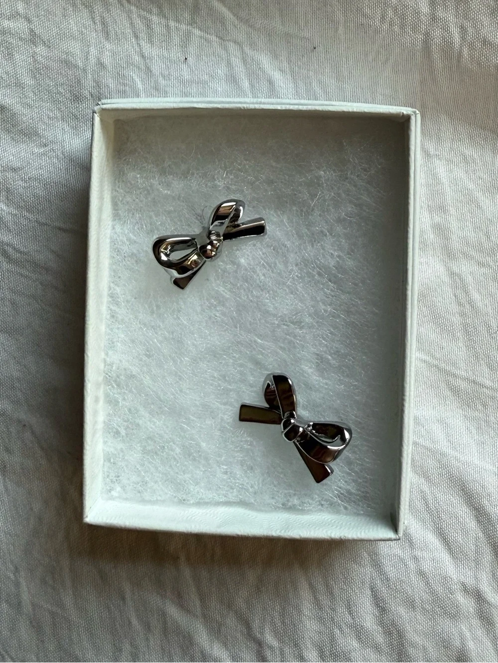 kate spade skinny mini bow studs